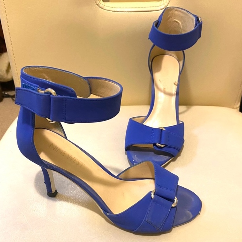Free Add-on 2 Pairs Nine West Shoes - Picture 6 of 14